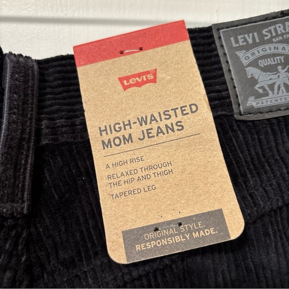 NWT Levi's High Waisted Black Tapered Corduroy Mom Jeans Pants Size 30 X 30 - Picture 5 of 13